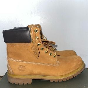 Timberland boot, beige size 10.5
